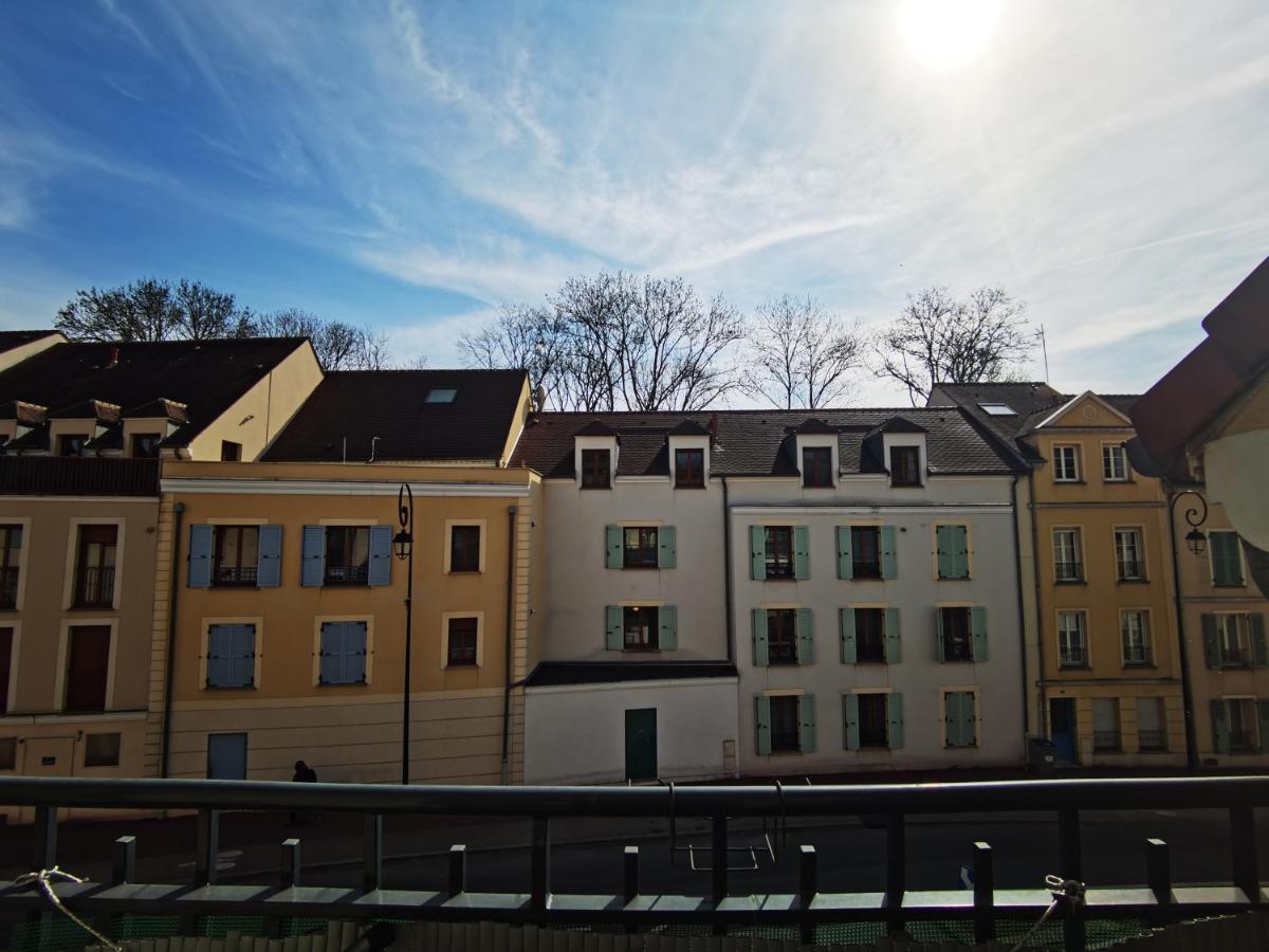 Versailles Trip Appartement Buc  Exteriör bild